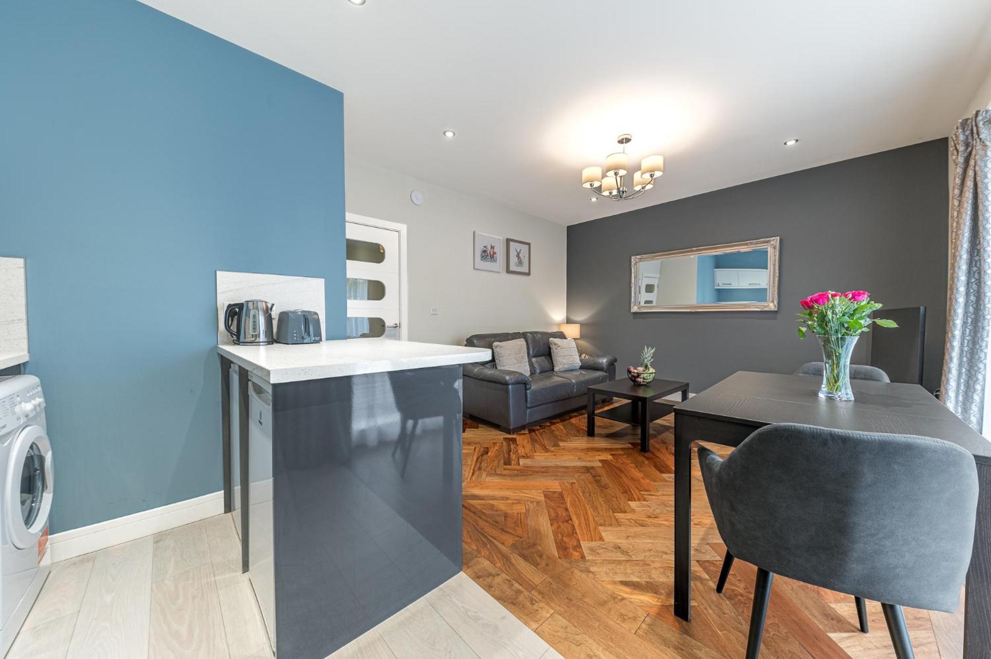 Abbey Apartments Modern Aparthotel For Tourists & Professionals Barrow-in-Furness Exterior photo